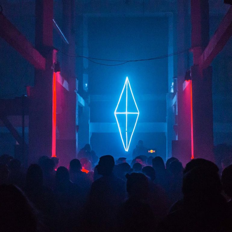 neon vi