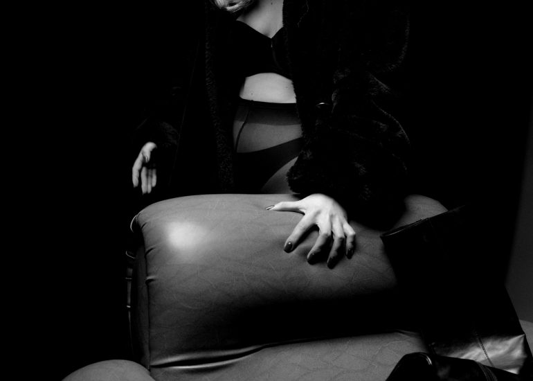 elisa ritratto in studio